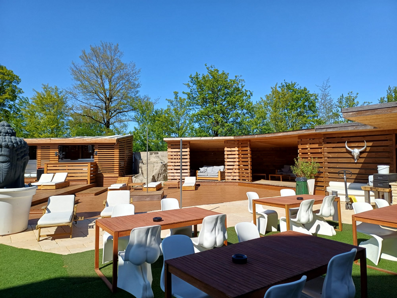Cel mai mare club de sauna din Elvetia cauta oficial femei pentru a lucra.